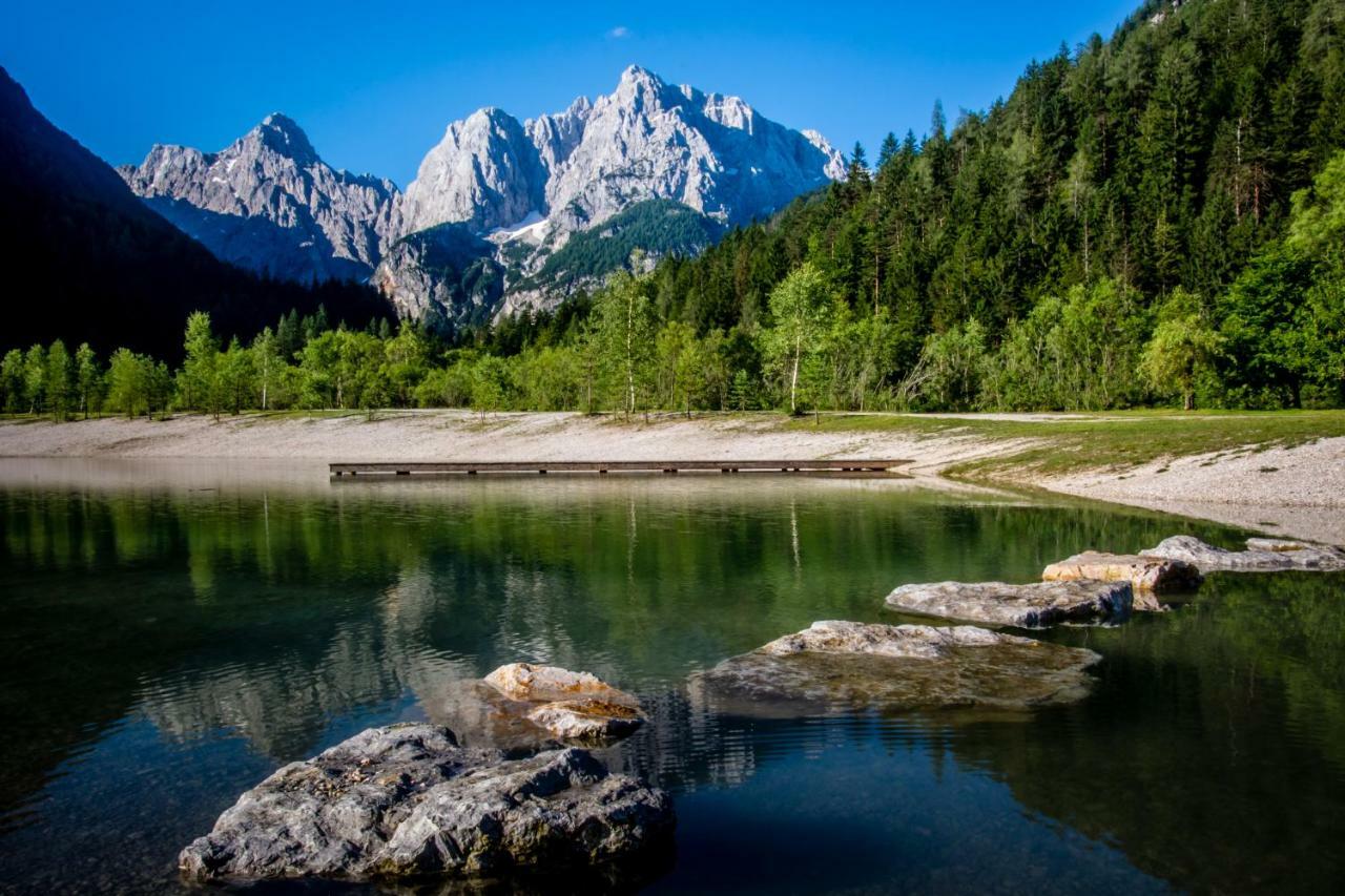 Klass 103 Kranjska Gora Esterno foto